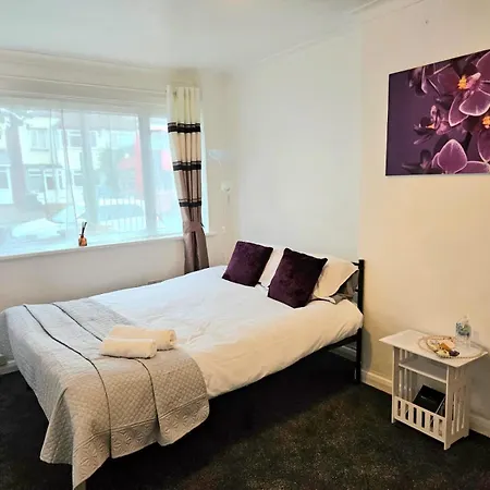 Cosy Room Stay 2 Sutton  Exterior photo